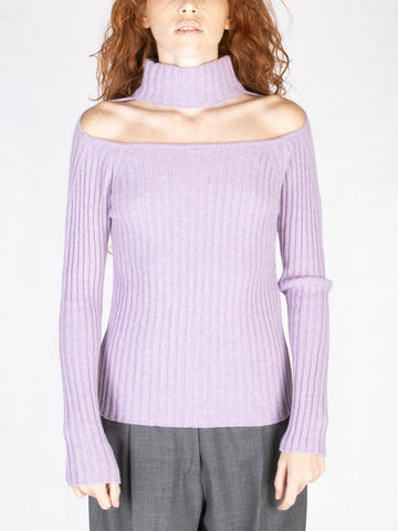 Ribbed sweater with cut-out