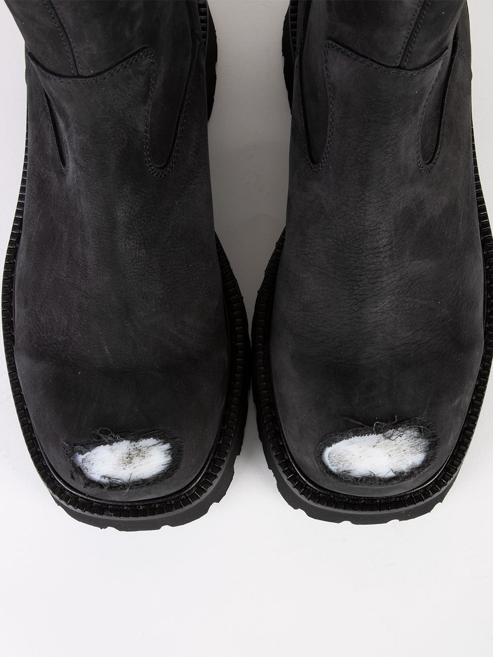 Maison margiela distressed boots online