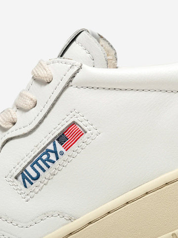 M Medalist Low Sneakers