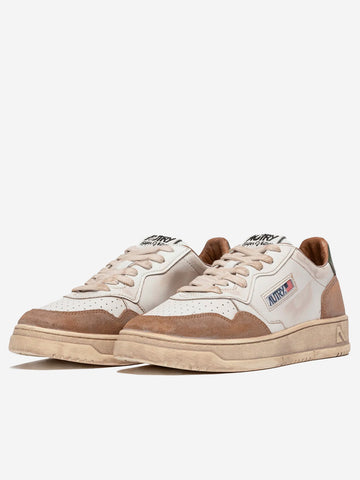 Sneakers Super Vintage Low in pelle bianca e suede distressed