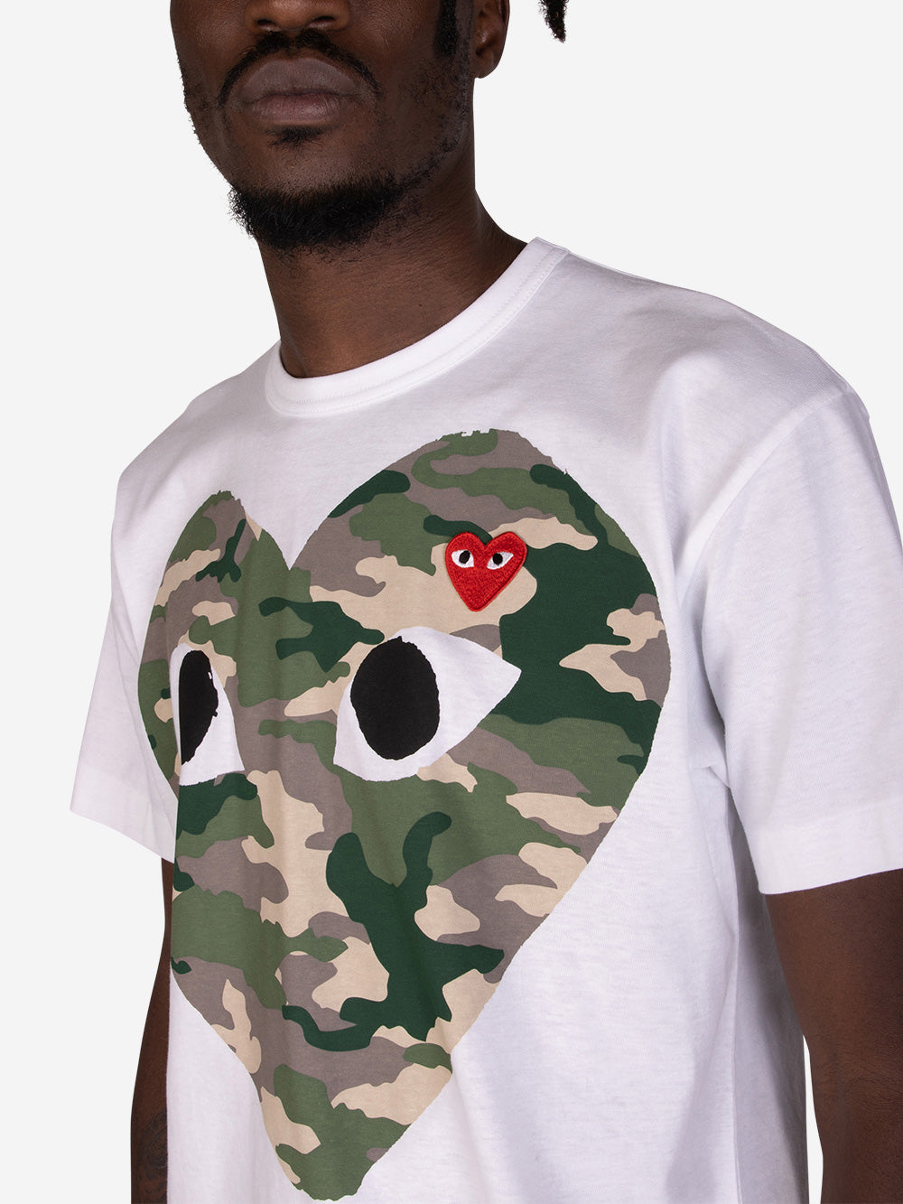 T shirt CDG Play con cuore camouflage