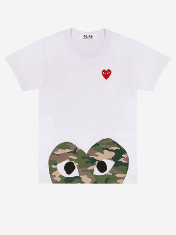 Camiseta CDG Play blanca con corazón de camuflaje