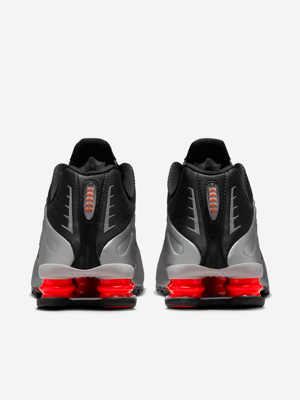 NIKE Shox R4 nere Nero grigio Urbanstaroma