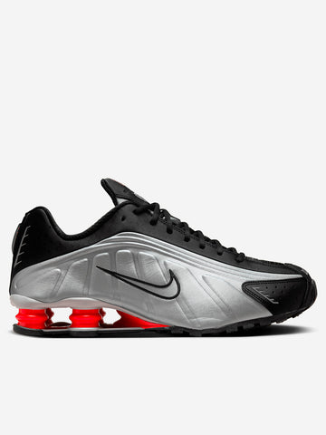 NIKE Shox R4 nere Nero grigio