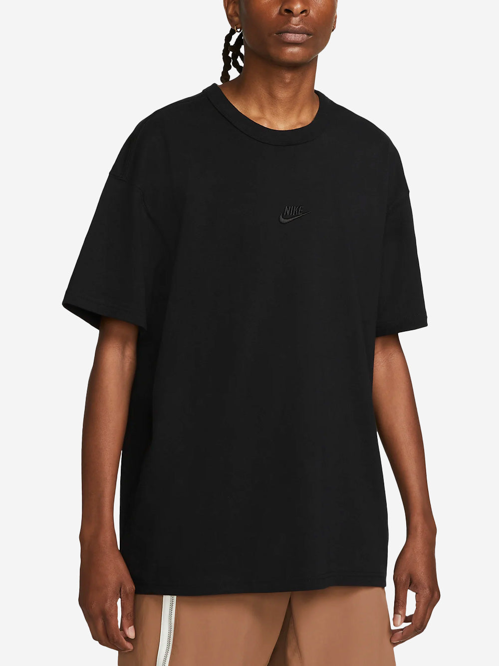 NIKE T-shirt nera Premium Essentials Nero Urbanstaroma