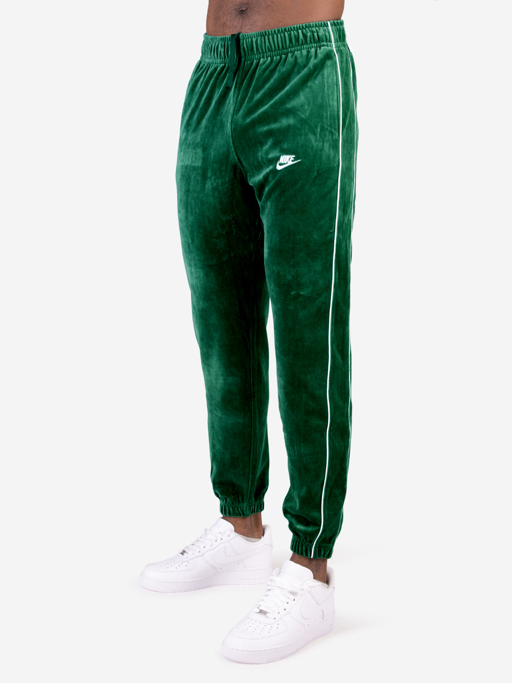 NIKE M Pantaloni Club in velluto Verde Urbanstaroma