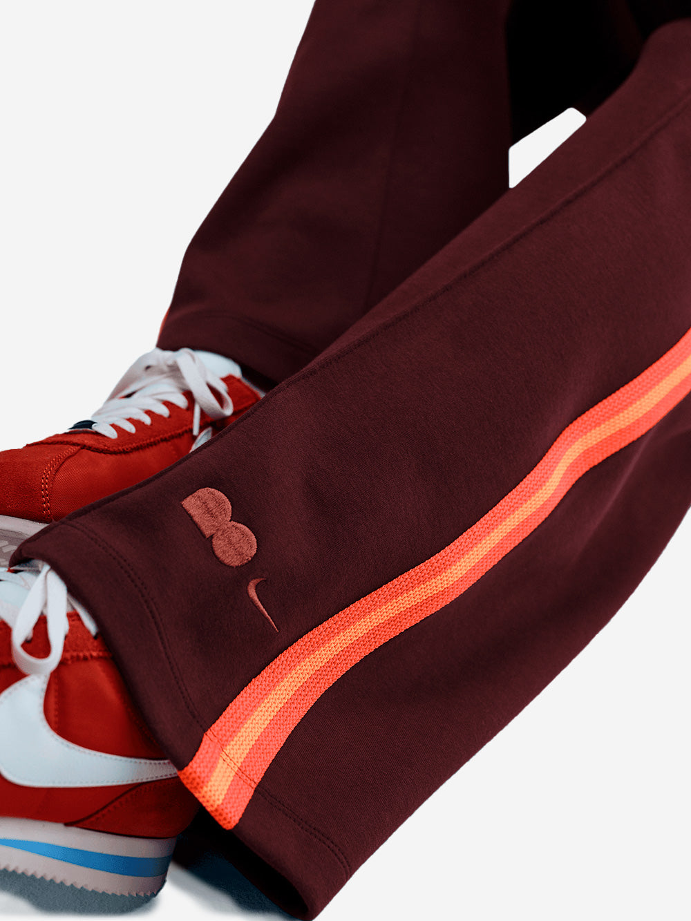 NIKE W Pantaloni ampi a vita alta by Naomi Osaka Burgundy Urbanstaroma