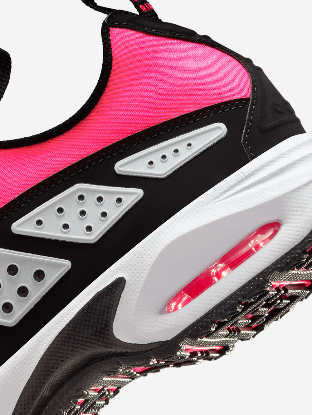 NIKE W Air Max SNDR 'Hyper Pink and Black' Rosa Urbanstaroma