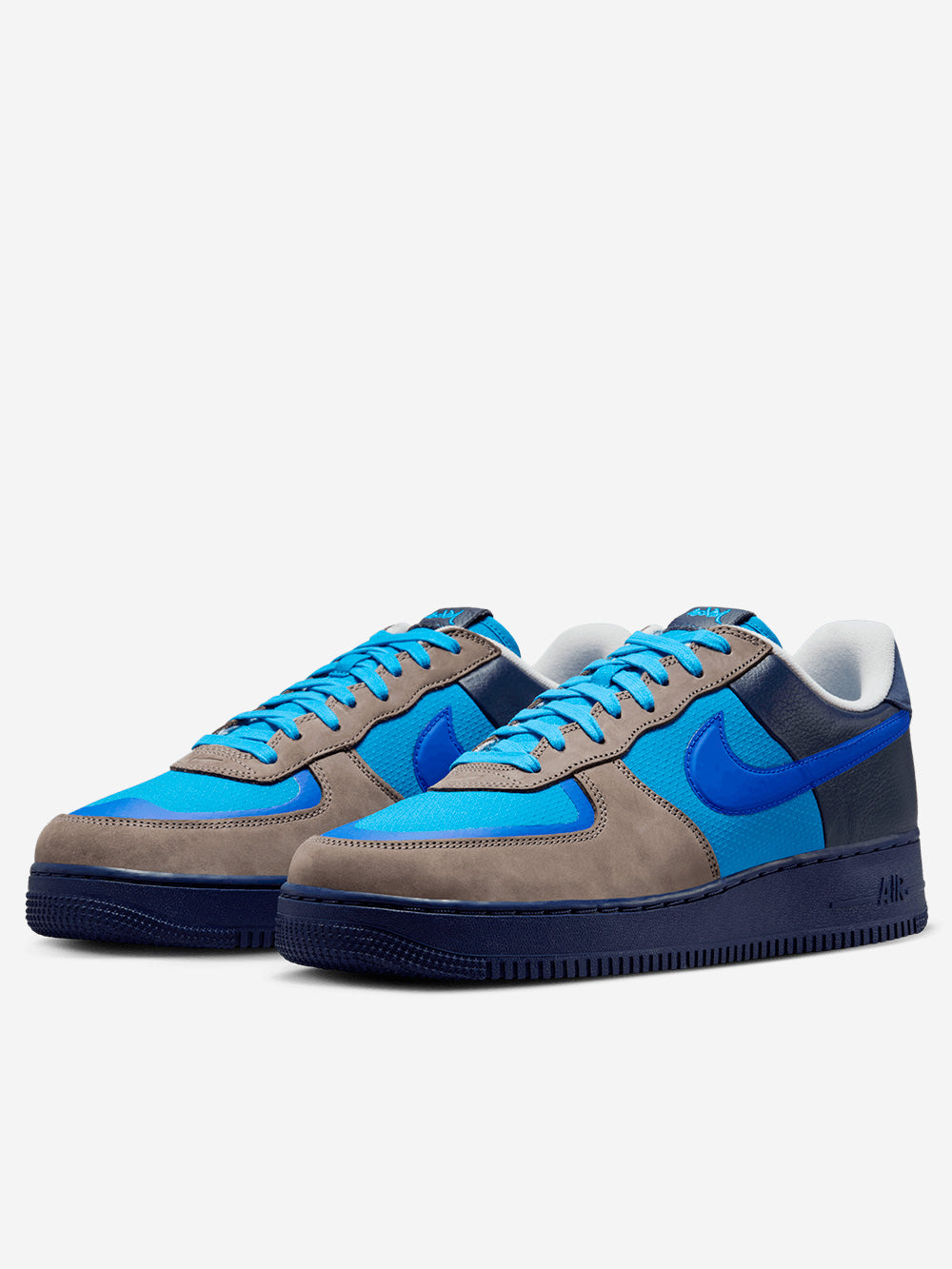 Air Force 1 Low SP x Stash Soft Grey and Harbor Blue