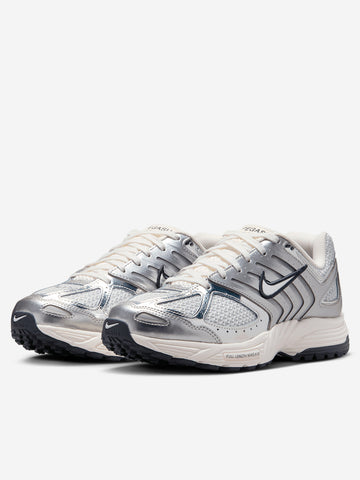 W Air Pegasus 2005 gris