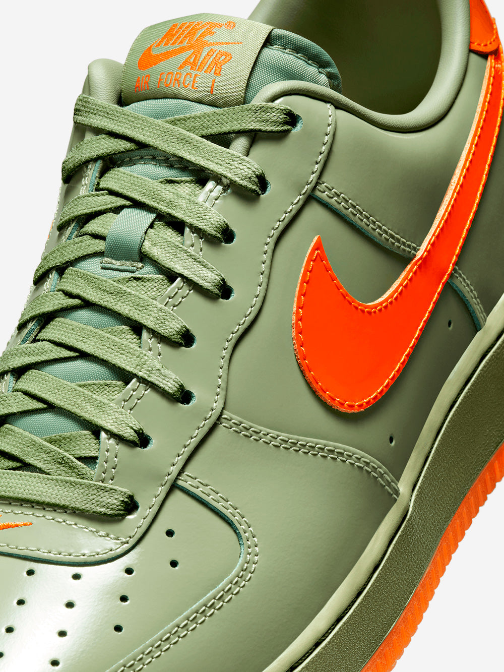 NIKE Air Force 1 '07 Premium 'Oil Green Orange' Verde Urbanstaroma