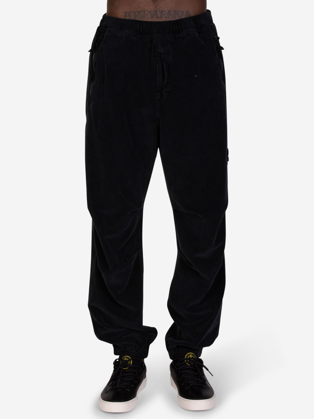 STONE ISLAND Pantaloni loose a costine neri Nero Urbanstaroma