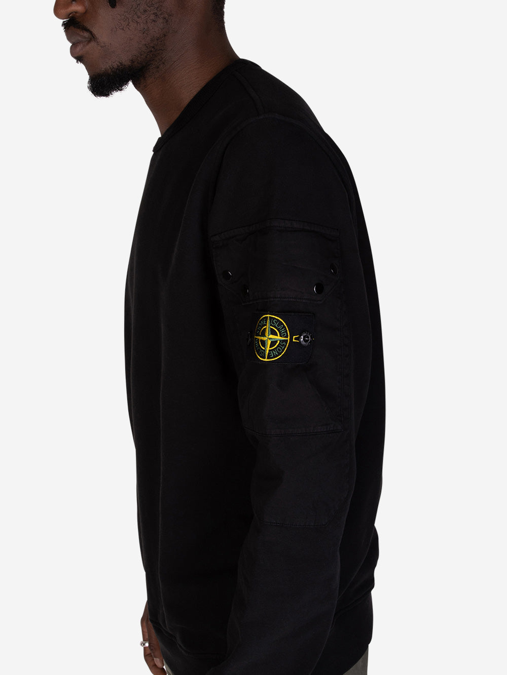 STONE ISLAND Felpa girocollo nera con taschino Nero Urbanstaroma