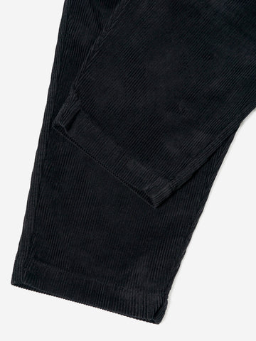 UNIVERSAL WORKS Pleated Track pantaloni neri Nero