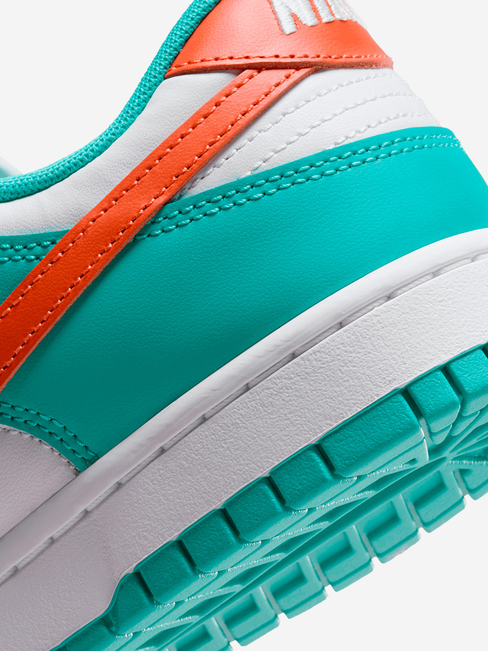 NIKE Dunk Low Retro "Miami Dolphins" Celeste Urbanstaroma