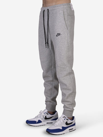 Pantaloni Tech Fleece grigi