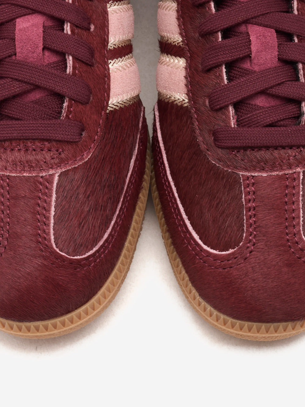 ADIDAS ORIGINALS W Samba OG 'Sand Strata Maroon' in cavallino Burgundy Urbanstaroma