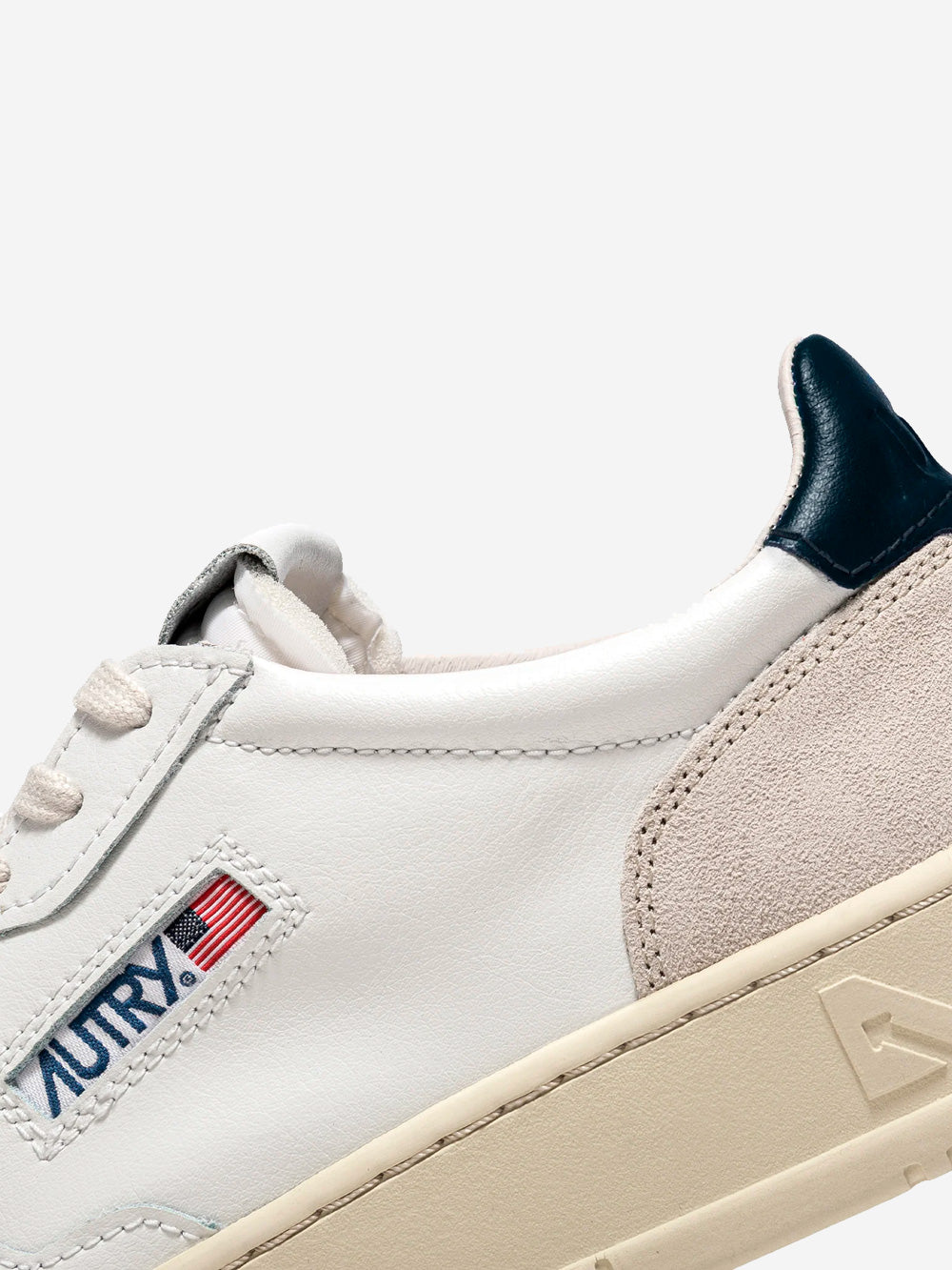 AUTRY M Medalist Low bianche, blu e suede beige Beige blu Urbanstaroma