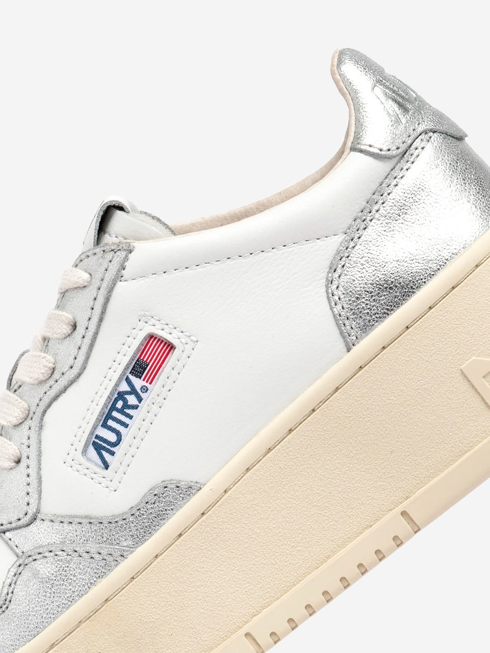 AUTRY W Medalist Platform Low in pelle bianca e argento Bianco argento Urbanstaroma