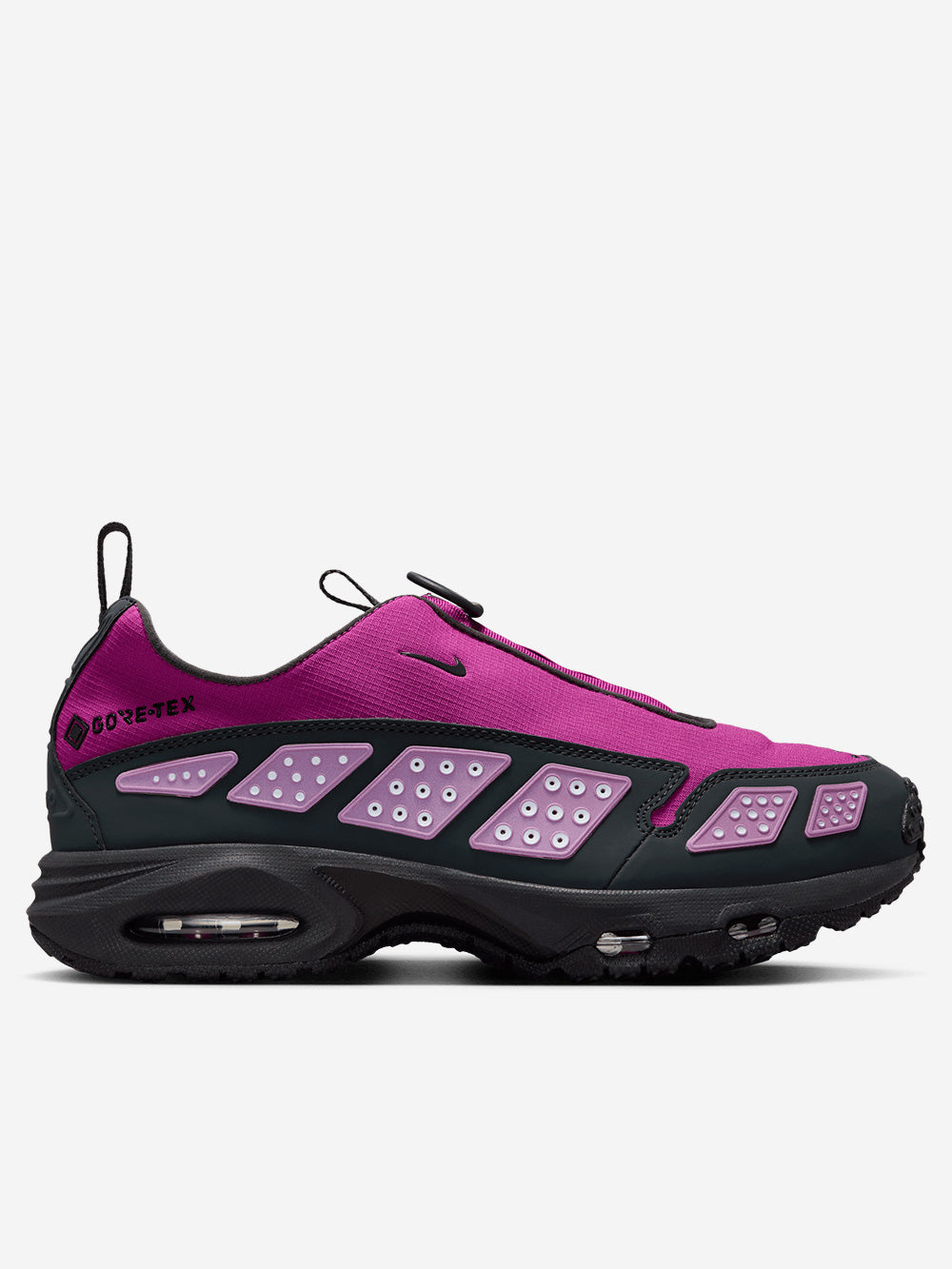 NIKE W Air Max SNDR Gore-Tex 'Bold Berry and Dark Smoke Grey' Urbanstaroma