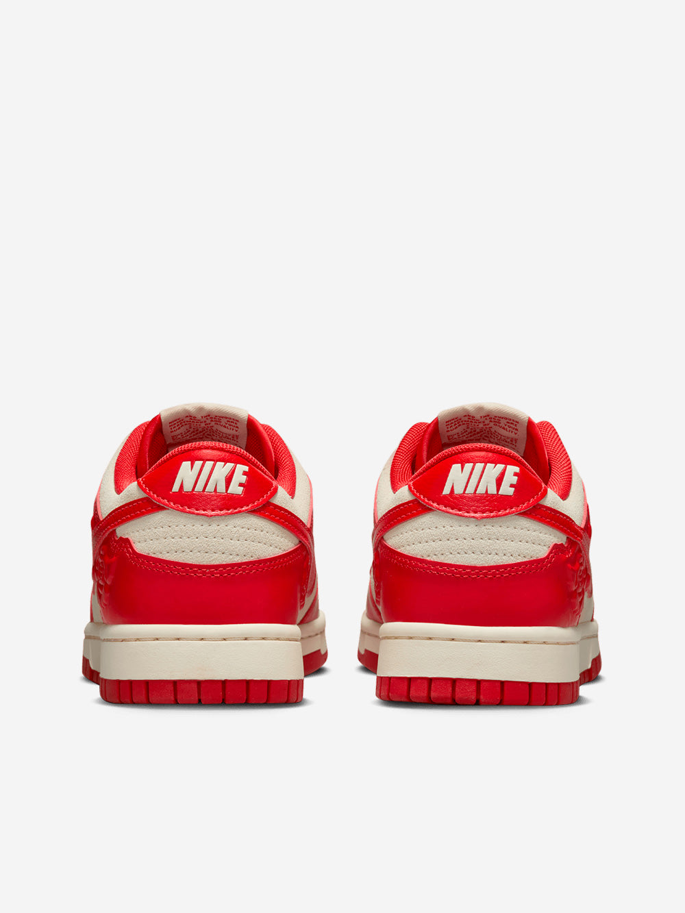 NIKE W Dunk Low 'Roses' Rosso Urbanstaroma