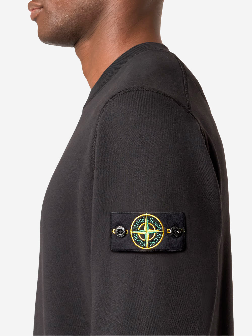 STONE ISLAND Felpa nera girocollo in cotone con badge Nero Urbanstaroma