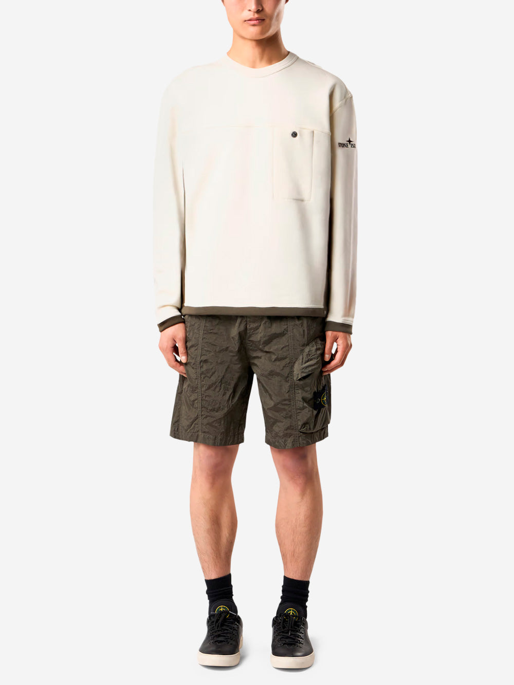 STONE ISLAND Bermuda cargo nylon metal verde militare con badge Compass Verde militare Urbanstaroma