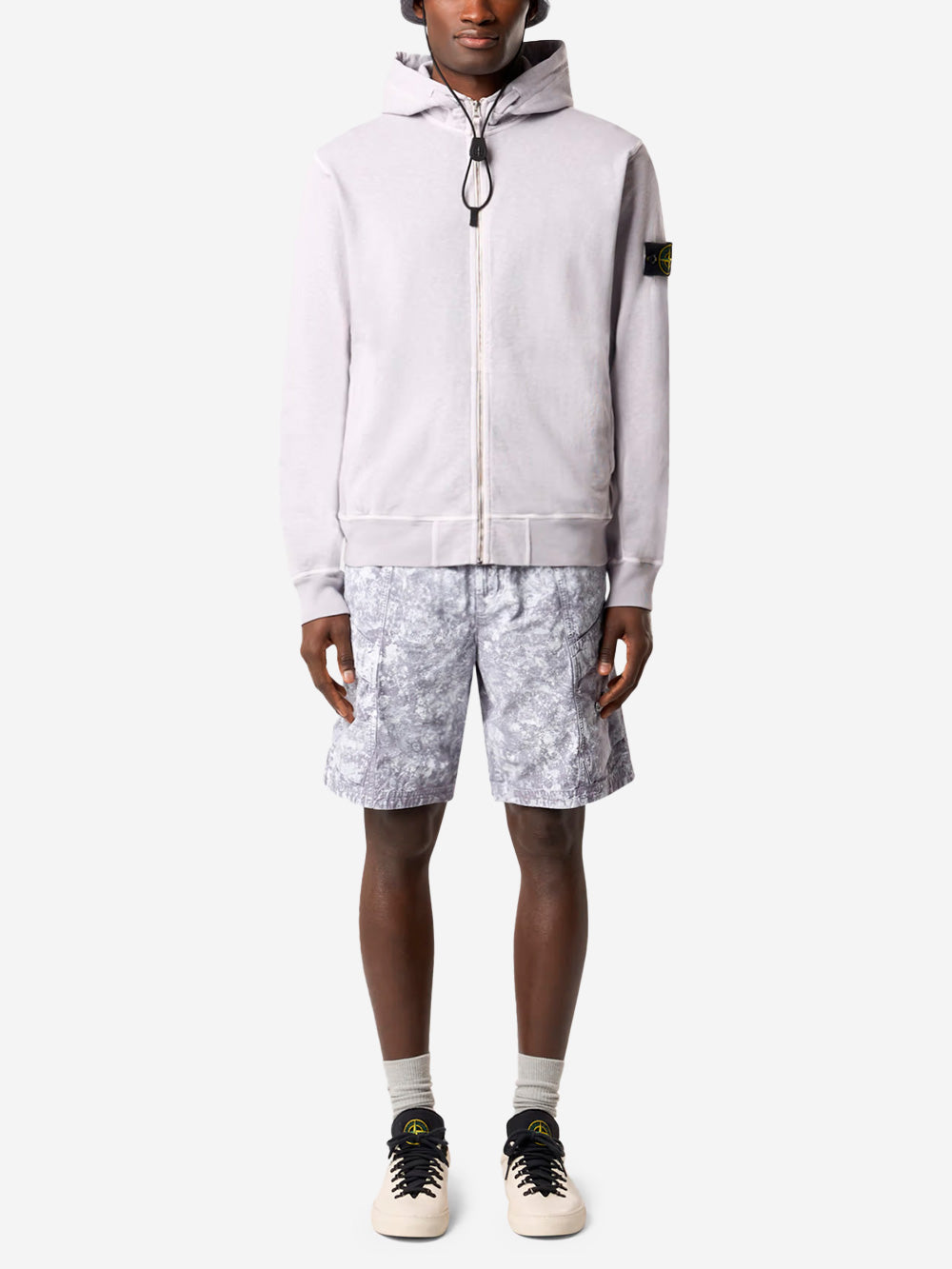 STONE ISLAND Shorts cargo con motivo pigmentato all-over e cintura Grigio perla Urbanstaroma
